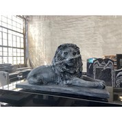 Löwenstatue für Grabstein